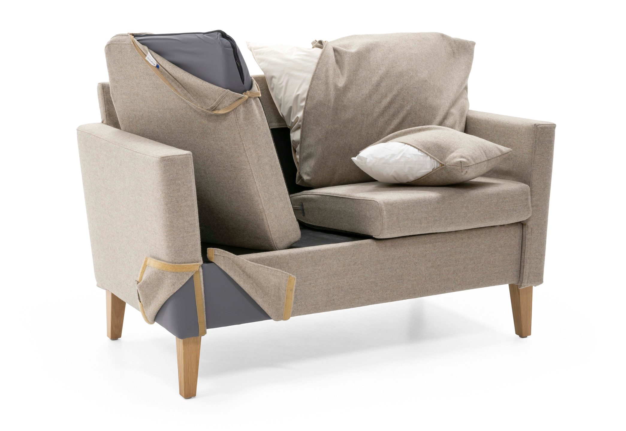 HELLAND Seniorensofa Bubble 1-Sitzer I gepolsterte Armlehnen